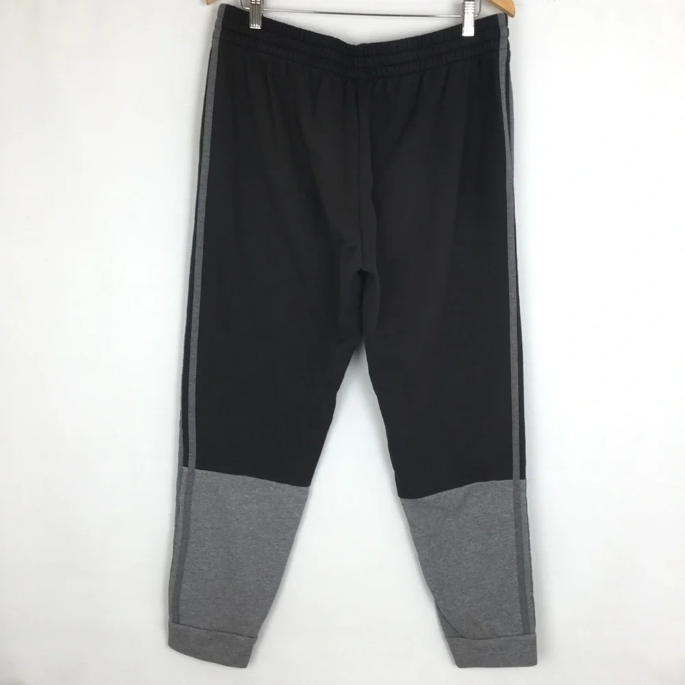Adidas Men’s Jogger Sweatpants Size XL Black Grey Color Block Casual Loungewear